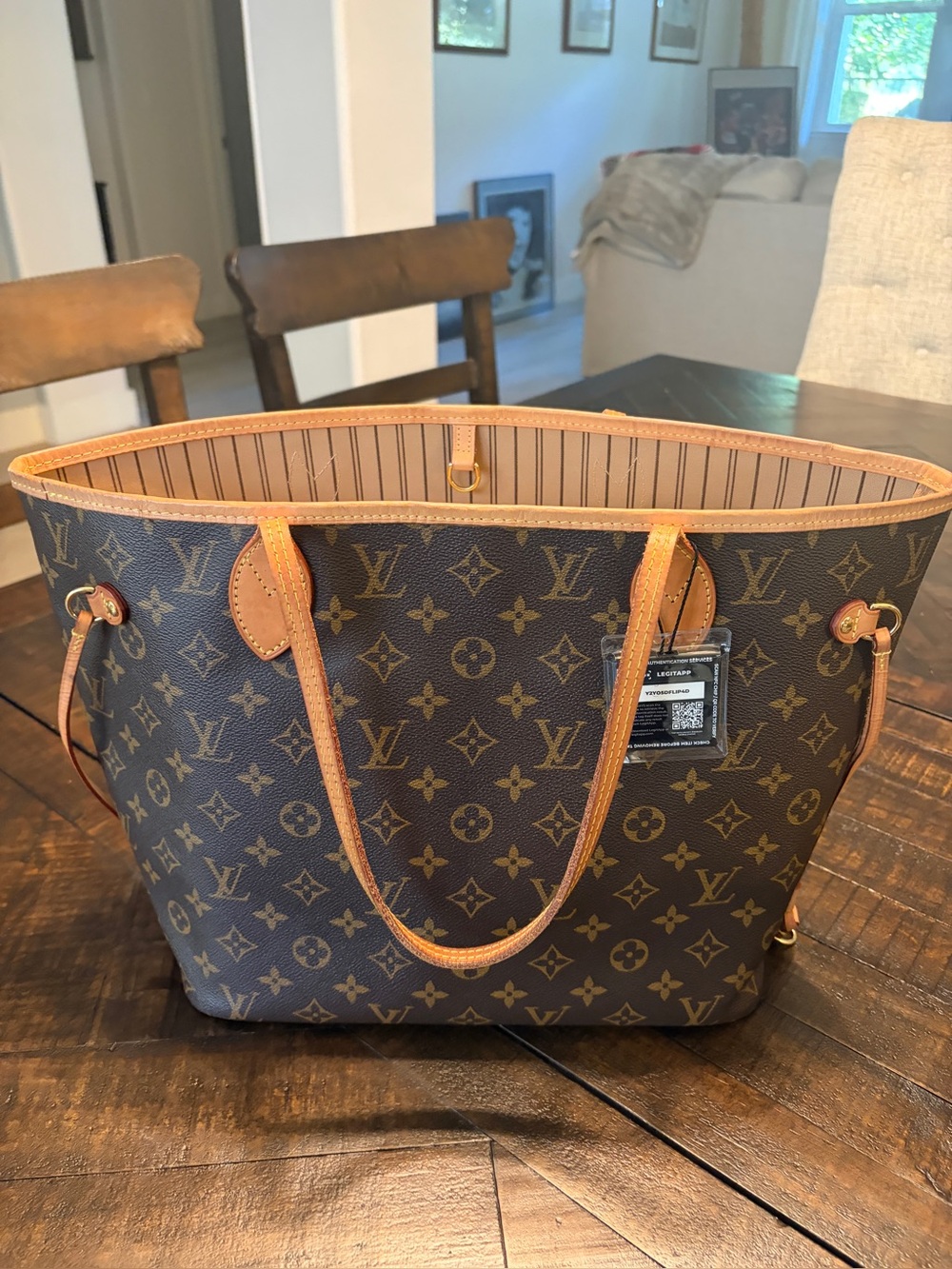 Louis Vuitton Monogram Neverfull Tote MM